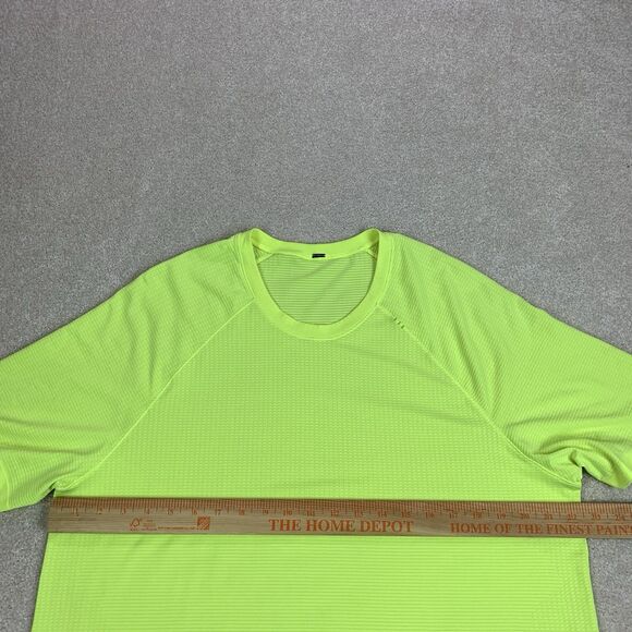 Lululemon Metal Vent Tech T Shirt Men Size XL Neon Green Yellow Gym Workout - Picture 14 of 16